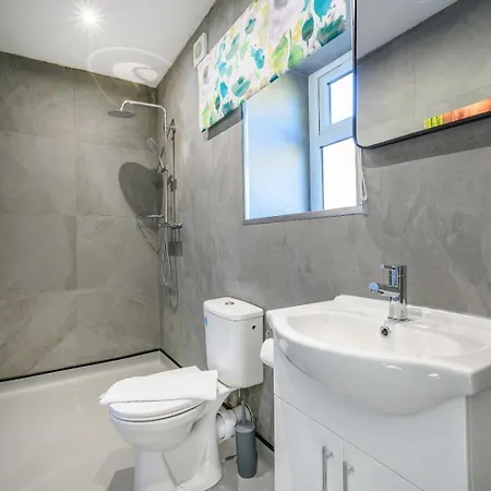 Apartamento F2Hr - Cozy Double Room With Fast Wifi