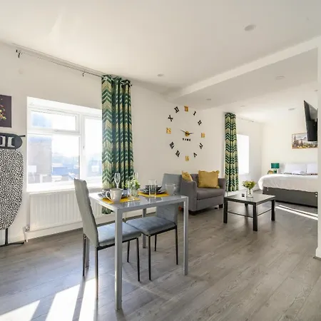 F2Hr - Cozy Double Room With Fast Wifi Apartamento