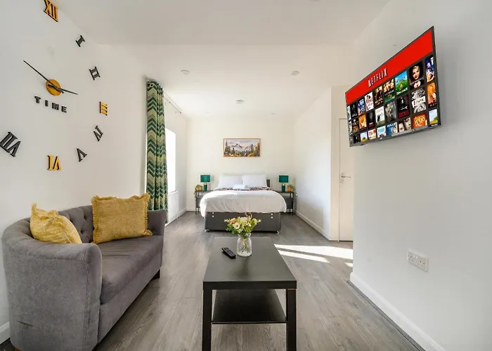 Апартаменты 11f2 Captivating & Luxurious